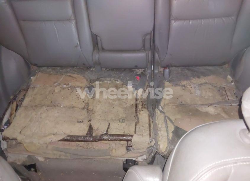 Photo 6 of 2010 Honda Cr-v EX-L (VIN 5J6RE4H77AL020371)