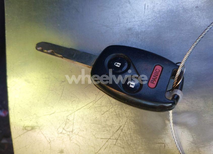 Photo 10 of 2010 Honda Cr-v EX-L (VIN 5J6RE4H77AL039485)