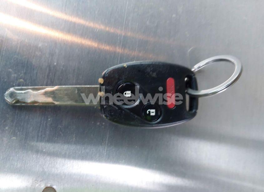 Photo 11 of 2011 Honda Cr-v EX-L (VIN 5J6RE4H77BL041805)