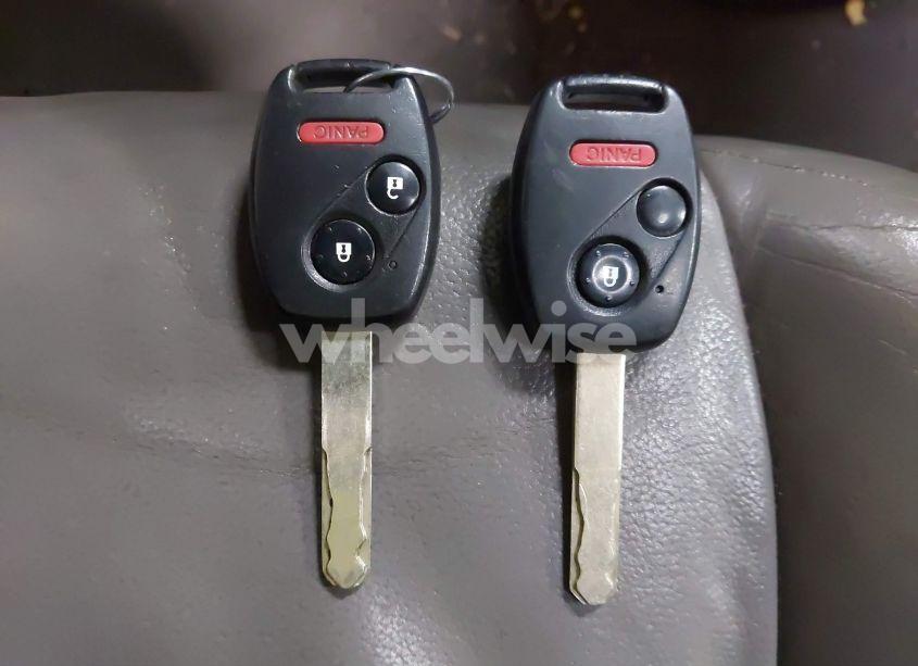 Photo 11 of 2011 Honda Cr-v EX-L (VIN 5J6RE4H79BL040316)