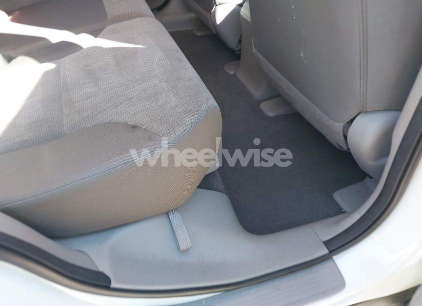 Photo 8 of 2013 Honda Cr-v LX (VIN 5J6RM3H32DL038663)