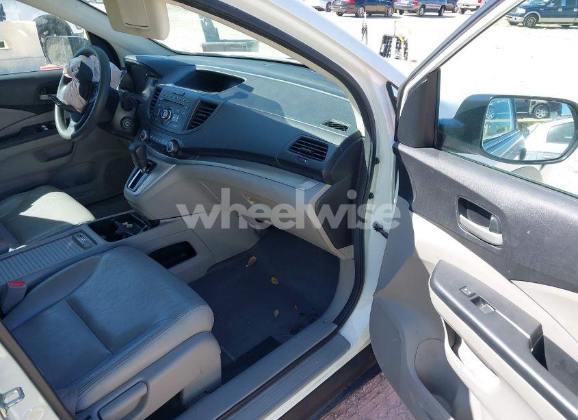 Photo 5 of 2014 Honda Cr-v LX (VIN 5J6RM3H32EL039572)