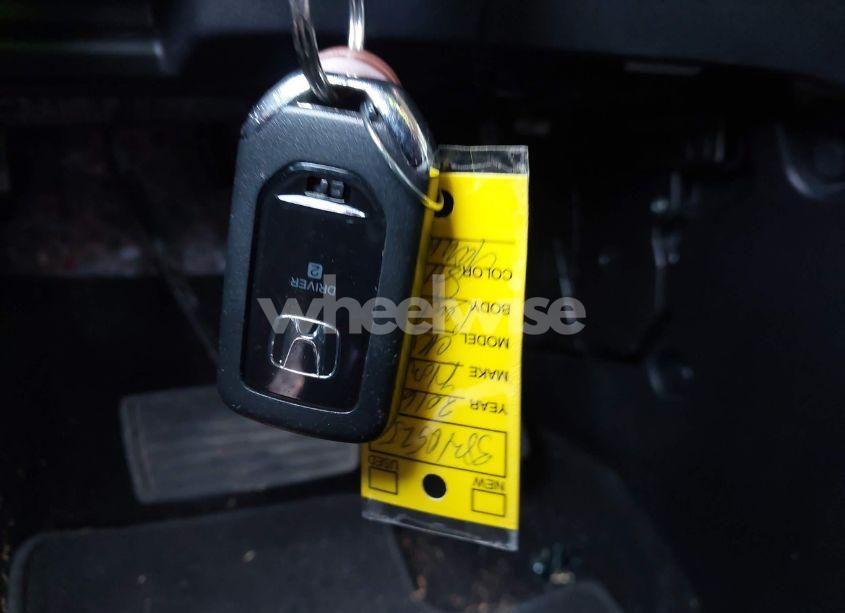 Photo 11 of 2016 Honda Cr-v TOURING (VIN 5J6RM3H91GL018008)