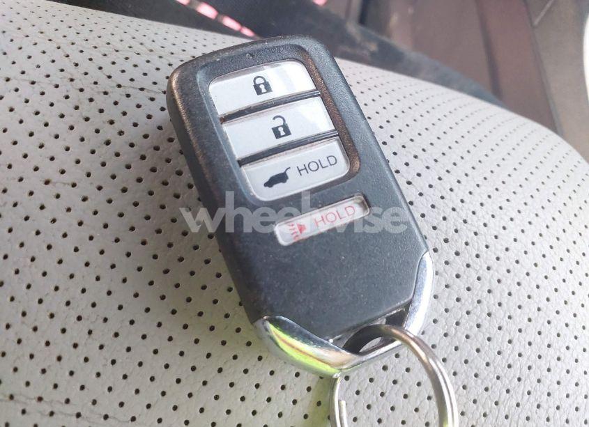 Photo 11 of 2016 Honda Cr-v TOURING (VIN 5J6RM3H92GL024450)