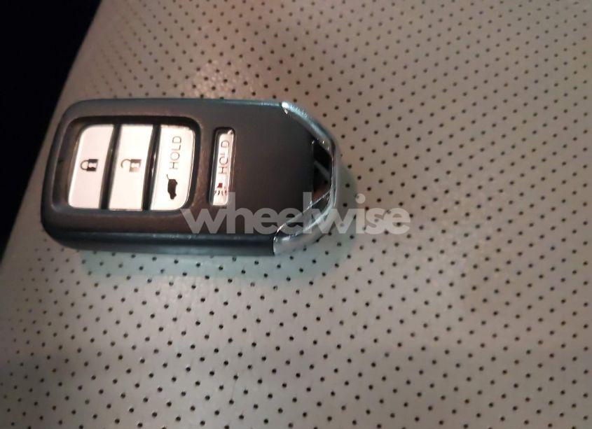 Photo 11 of 2016 Honda Cr-v TOURING (VIN 5J6RM3H97GL018224)