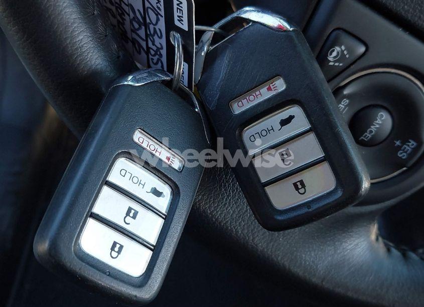 Photo 11 of 2016 Honda Cr-v TOURING (VIN 5J6RM3H98GL011797)