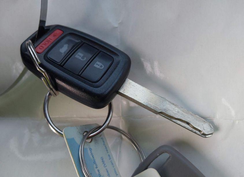 Photo 11 of 2015 Honda Cr-v LX (VIN 5J6RM4H30FL039710)