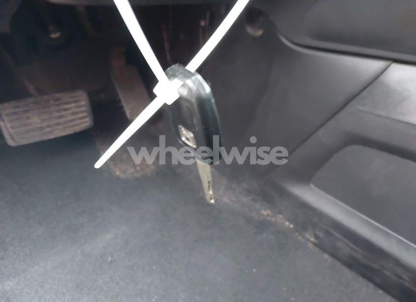 Photo 11 of 2015 Honda Cr-v LX (VIN 5J6RM4H31FL067564)