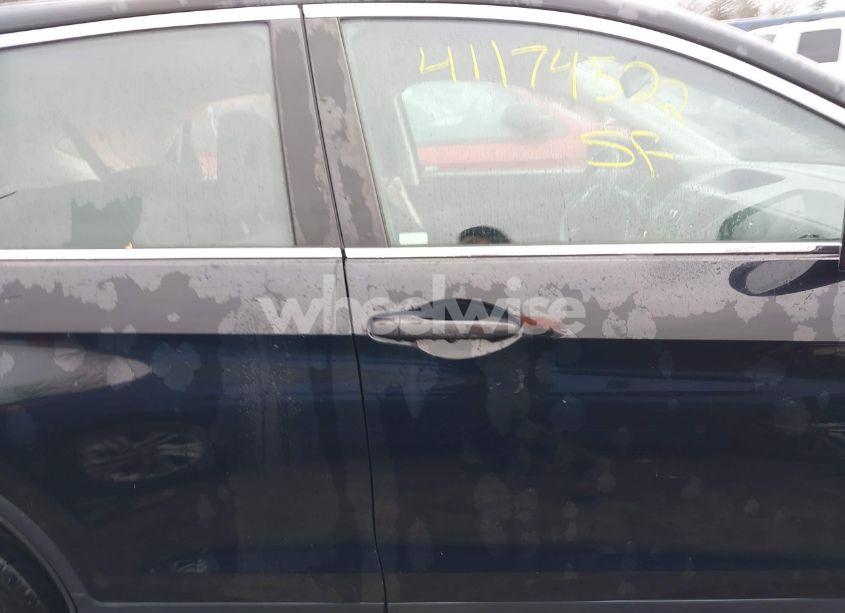 Photo 13 of 2015 Honda Cr-v LX (VIN 5J6RM4H31FL067564)