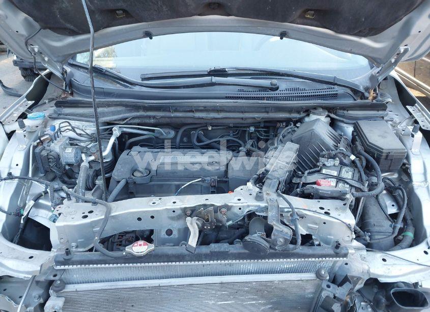 Photo 10 of 2015 Honda Cr-v LX (VIN 5J6RM4H31FL129903)