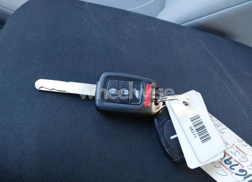 Photo 11 of 2015 Honda Cr-v LX (VIN 5J6RM4H31FL129903)