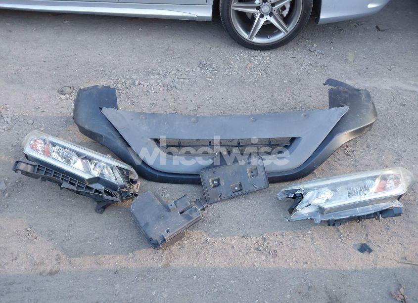 Photo 12 of 2015 Honda Cr-v LX (VIN 5J6RM4H31FL129903)