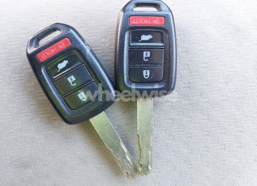 Photo 11 of 2016 Honda Cr-v LX (VIN 5J6RM4H31GL001324)