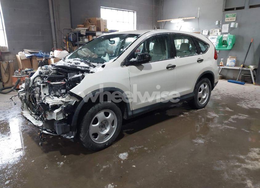 Photo 2 of 2016 Honda Cr-v (VIN 5J6RM4H31GL064973)