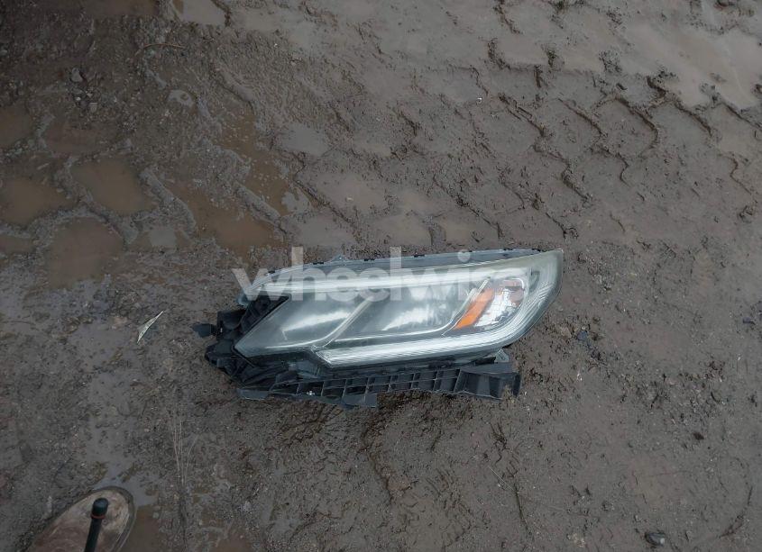 Photo 12 of 2015 Honda Cr-v LX (VIN 5J6RM4H32FL097060)