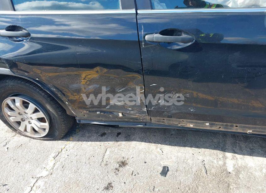 Photo 6 of 2015 Honda Cr-v LX (VIN 5J6RM4H32FL121714)