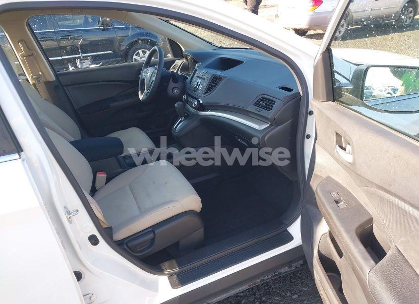 Photo 5 of 2016 Honda Cr-v LX (VIN 5J6RM4H33GL009893)