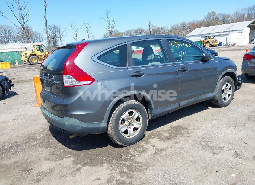 Photo 4 of 2014 Honda Cr-v LX (VIN 5J6RM4H35EL036719)