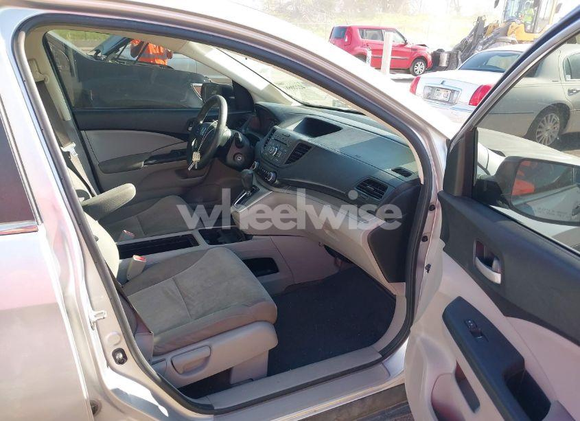 Photo 5 of 2014 Honda Cr-v LX (VIN 5J6RM4H35EL109572)