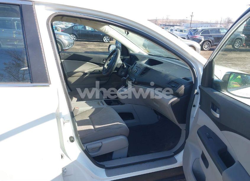 Photo 5 of 2014 Honda Cr-v LX (VIN 5J6RM4H35EL117364)