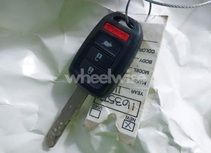 Photo 11 of 2016 Honda Cr-v LX (VIN 5J6RM4H35GL132062)