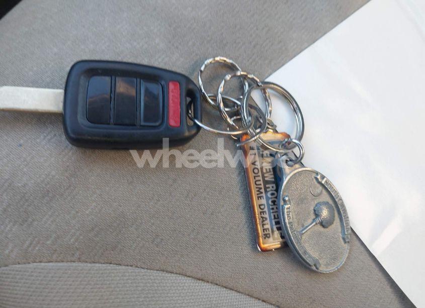 Photo 11 of 2015 Honda Cr-v LX (VIN 5J6RM4H36FL017484)