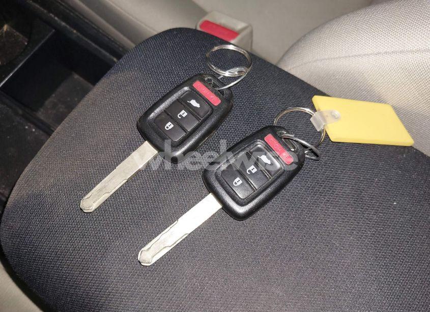 Photo 11 of 2016 Honda Cr-v LX (VIN 5J6RM4H36GL019849)