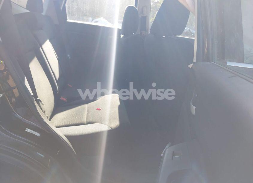 Photo 8 of 2015 Honda Cr-v LX (VIN 5J6RM4H37FL026212)