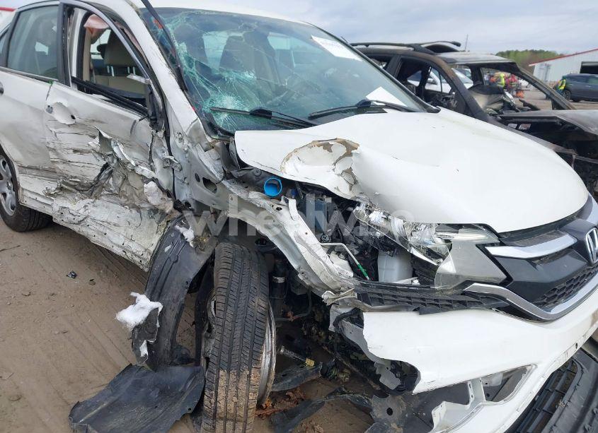 Photo 6 of 2015 Honda Cr-v LX (VIN 5J6RM4H37FL026386)