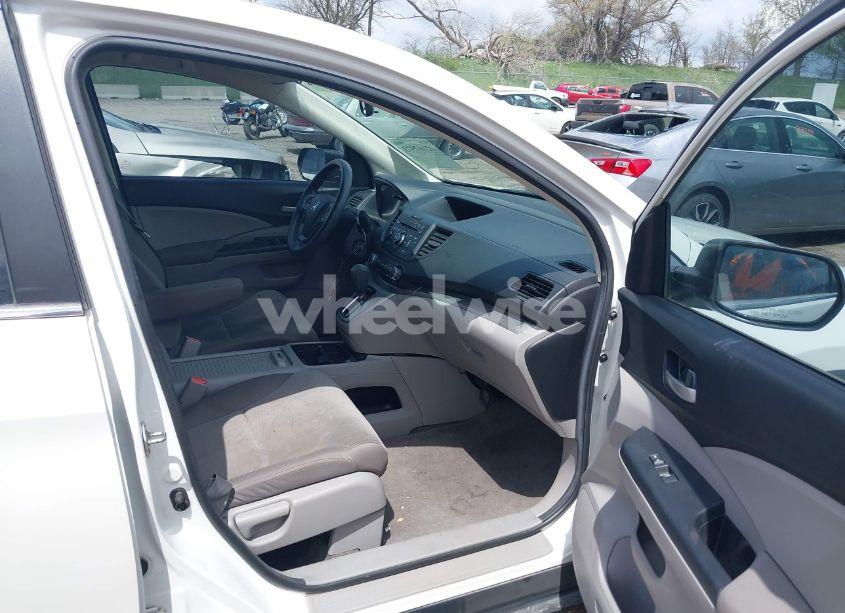 Photo 5 of 2014 Honda Cr-v LX (VIN 5J6RM4H38EL024550)