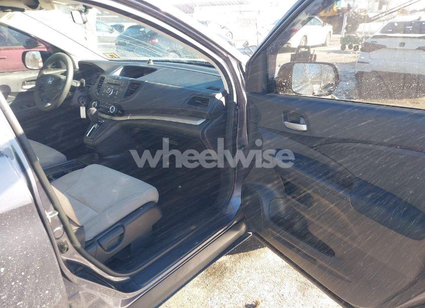 Photo 5 of 2015 Honda Cr-v LX (VIN 5J6RM4H38FL006096)