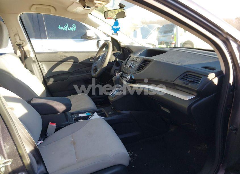 Photo 5 of 2016 Honda Cr-v LX (VIN 5J6RM4H38GL133299)