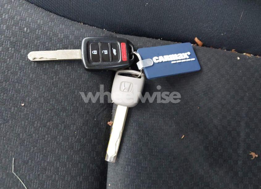 Photo 11 of 2015 Honda Cr-v LX (VIN 5J6RM4H39FL038491)