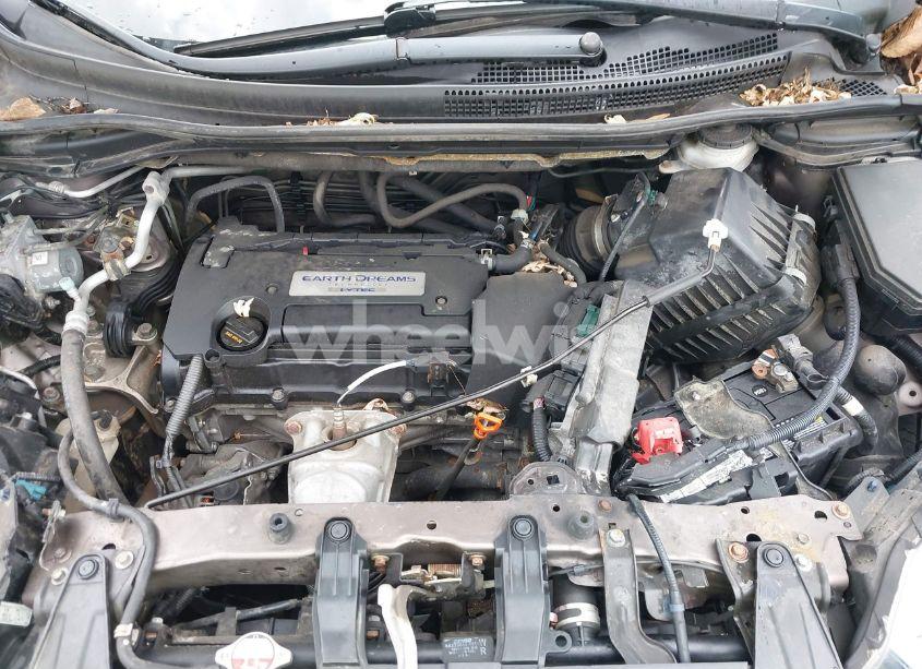 Photo 10 of 2015 Honda Cr-v LX (VIN 5J6RM4H3XFL094438)