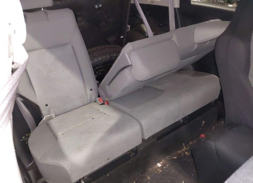 Photo 8 of 2016 Honda Cr-v LX (VIN 5J6RM4H3XGL023886)