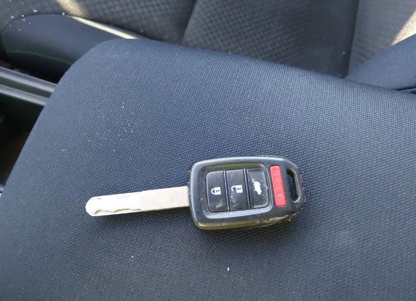 Photo 11 of 2016 Honda Cr-v SE (VIN 5J6RM4H40GL016695)