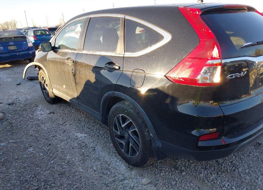 Photo 3 of 2016 Honda Cr-v SE (VIN 5J6RM4H40GL016695)