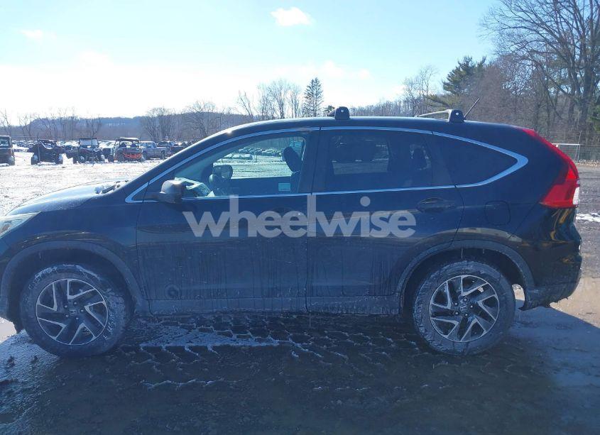 Photo 14 of 2016 Honda Cr-v SE (VIN 5J6RM4H40GL029642)