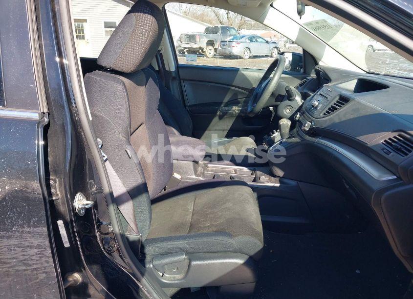 Photo 5 of 2016 Honda Cr-v SE (VIN 5J6RM4H40GL029642)