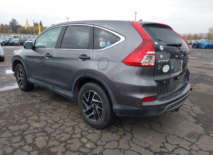 Photo 3 of 2016 Honda Cr-v SE (VIN 5J6RM4H42GL029979)