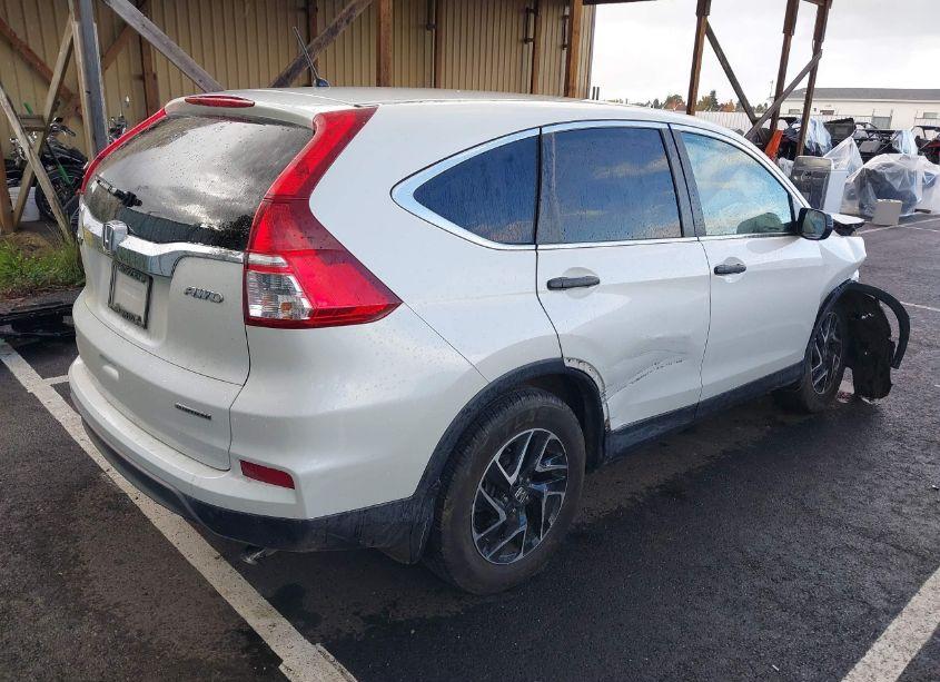 Photo 4 of 2016 Honda Cr-v SE (VIN 5J6RM4H43GL078642)