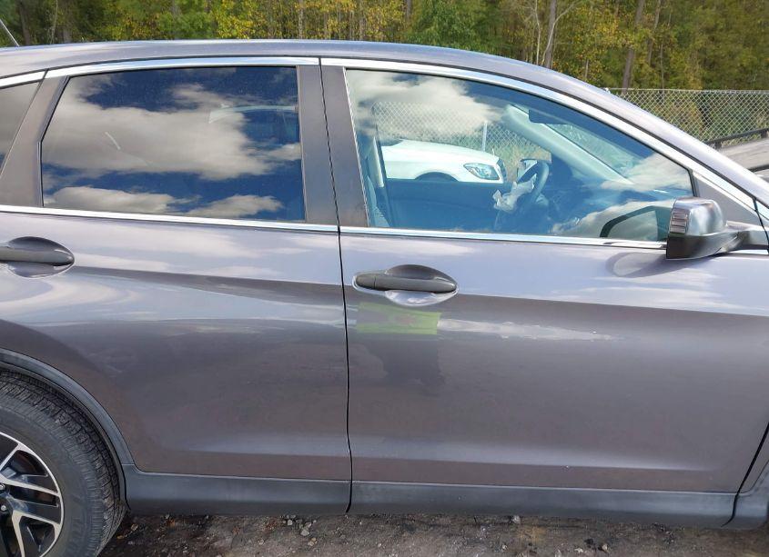 Photo 13 of 2016 Honda Cr-v SE (VIN 5J6RM4H44GL094140)