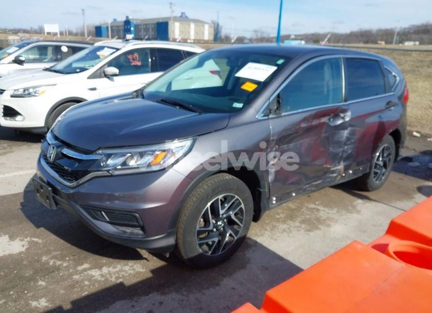 Photo 2 of 2016 Honda Cr-v SE (VIN 5J6RM4H47GL103493)