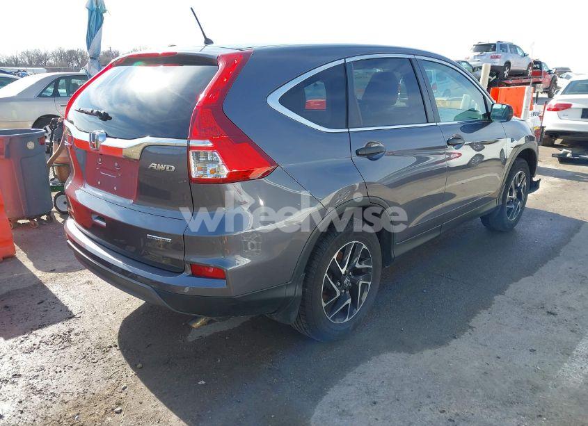 Photo 4 of 2016 Honda Cr-v SE (VIN 5J6RM4H47GL103493)