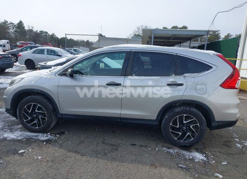 Photo 14 of 2016 Honda Cr-v SE (VIN 5J6RM4H48GL059939)