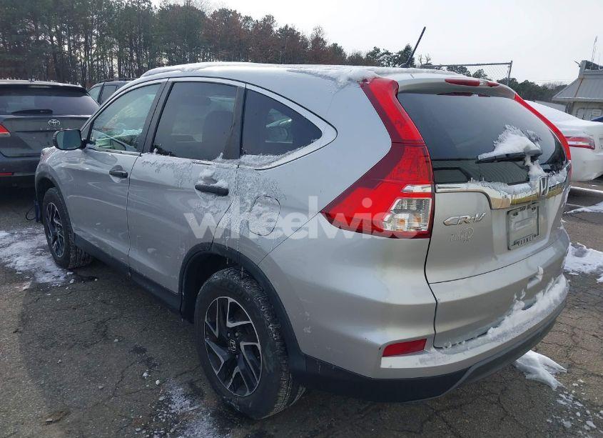 Photo 3 of 2016 Honda Cr-v SE (VIN 5J6RM4H48GL059939)