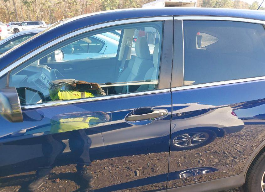 Photo 14 of 2016 Honda Cr-v SE (VIN 5J6RM4H4XGL037957)