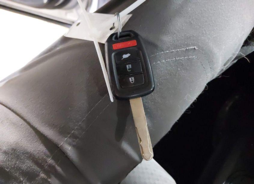 Photo 11 of 2016 Honda Cr-v SE (VIN 5J6RM4H4XGL066374)