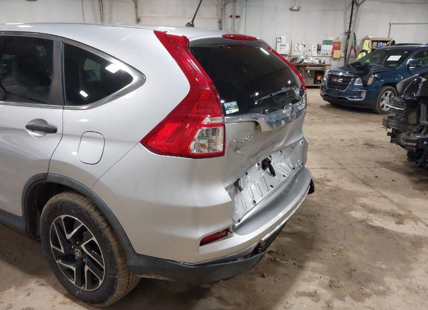 Photo 6 of 2016 Honda Cr-v SE (VIN 5J6RM4H4XGL066374)