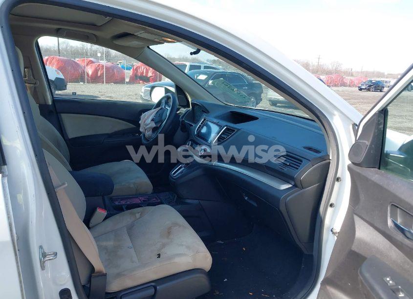 Photo 5 of 2016 Honda Cr-v EX (VIN 5J6RM4H53GL128299)